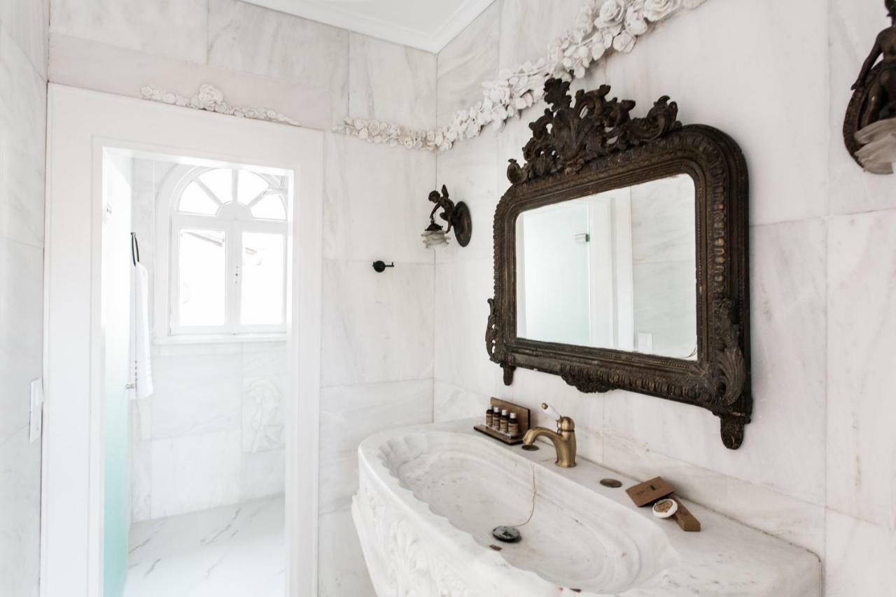 Step One | Luxury Suites Right In The Heart Of Acropolis Next To Metro Station Athene Buitenkant foto